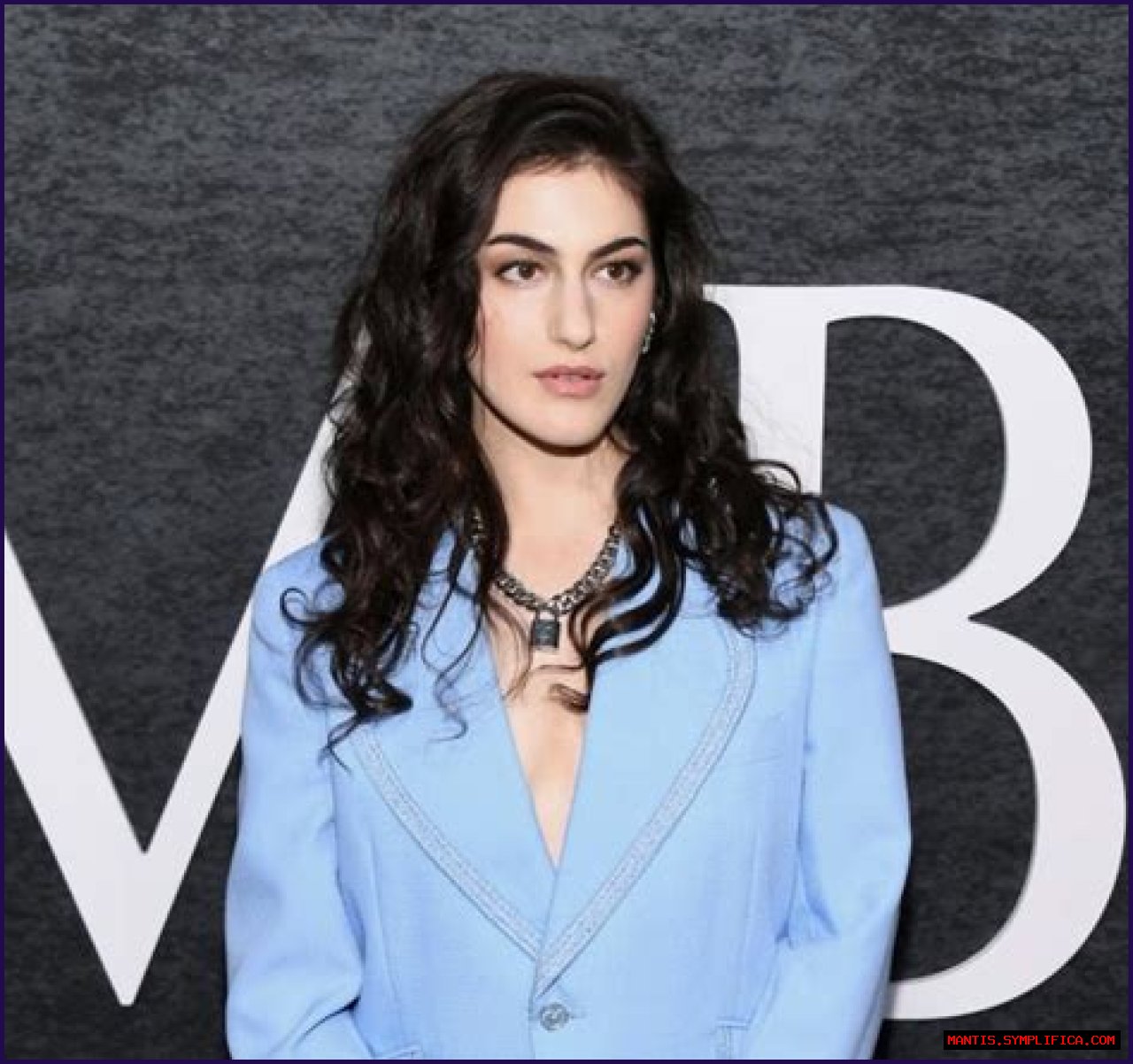 Discover The Inspiring Story Of Lilli Kay's Transgender Journey